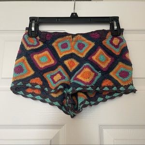 ❌SOLD❌ Size 2 Tigerlily Crochet Shorts